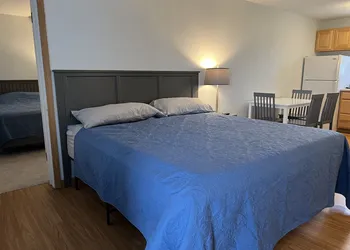 Chateau Bleu hotel thumbnail 3