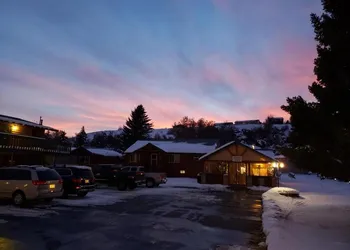 Alpine Lodge hotel thumbnail 3