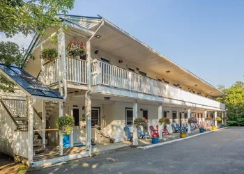 The Towne Motel hotel thumbnail 3