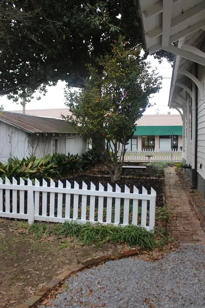 Riverboat Bed & Breakfast hotel detail image 6