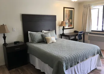 White Pine Motel hotel thumbnail 5