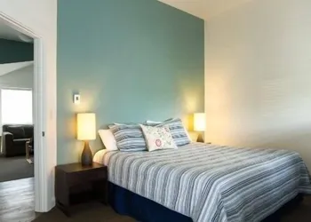 Land's End at Cannon Beach hotel thumbnail 4