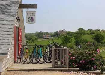 Rose Farm Inn hotel thumbnail 7
