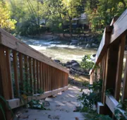 The Riverside Lodge at Chimney Rock hotel detail image 4