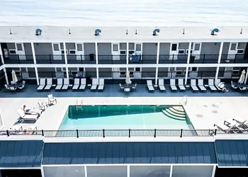 Atlantic Oceanfront Hotel hotel thumbnail 2