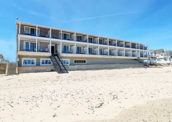 Atlantic Oceanfront Hotel hotel thumbnail 6