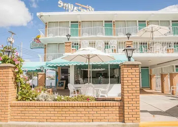 Biscayne Family Resort hotel thumbnail 8