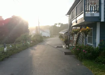 Sea Turn Motel hotel thumbnail 4