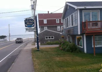 Sea Turn Motel hotel thumbnail 5