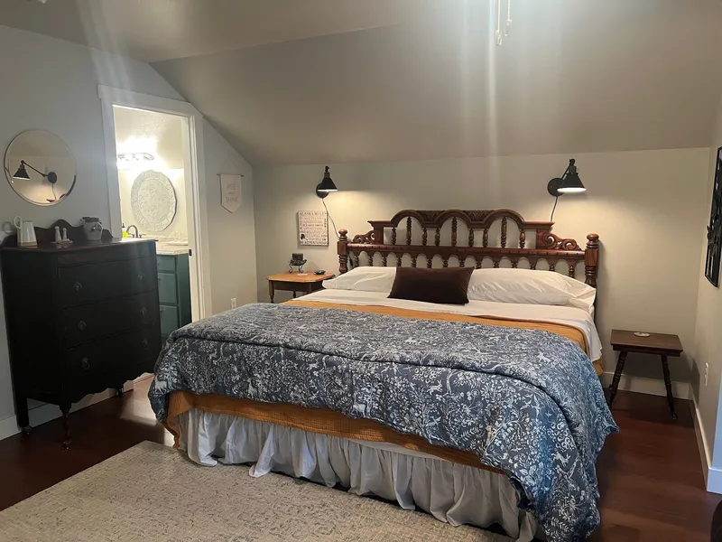 Snowgoose Pond Bed & Breakfast hotel detail image 6