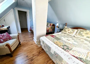Fisherman's Daughter Bed & Breakfast hotel thumbnail 4