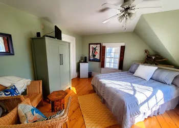 Fisherman's Daughter Bed & Breakfast hotel thumbnail 6
