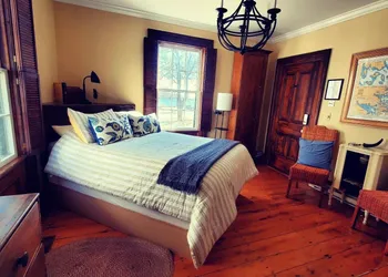 Fisherman's Daughter Bed & Breakfast hotel thumbnail 8