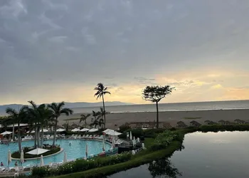 Grand Luxxe hotel thumbnail 2