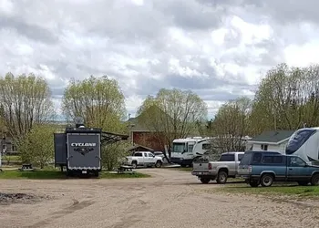 Elk Point Motel & RV Park hotel thumbnail 8