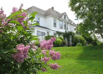 The Nelson House Bed & Breakfast hotel thumbnail 3