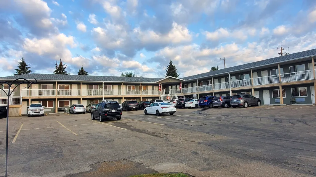 Shoreside Inn & Suites hotel detail image 6