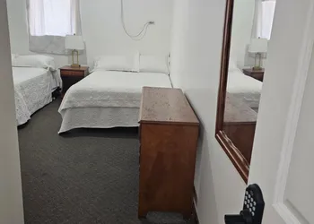 Cypress Motor Inn hotel thumbnail 7