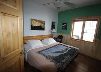 York Creek Bed and Breakfast hotel thumbnail 8