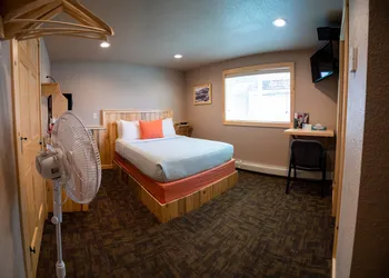 Triangle Motel hotel thumbnail 7