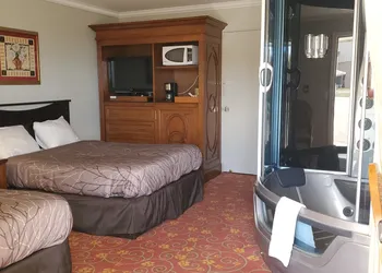 Stay Easy Inn hotel thumbnail 5