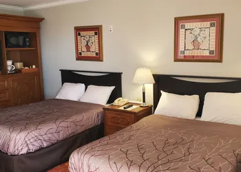 Stay Easy Inn hotel thumbnail 6