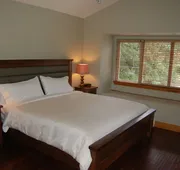Mayne Island Resort hotel detail image 4