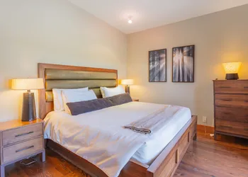 Mayne Island Resort hotel thumbnail 8