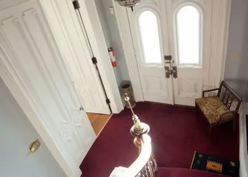 Hudson City Bed & Breakfast hotel thumbnail 5