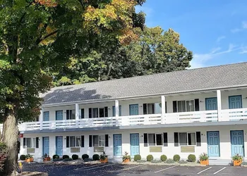 Roosevelt Inn of Hyde Park hotel thumbnail 2