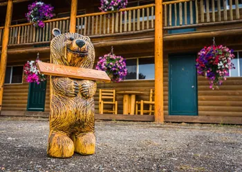 River Lodge hotel thumbnail 2