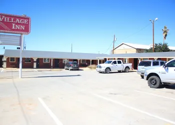 Village Inn Cotulla hotel thumbnail 7
