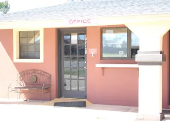 Village Inn Cotulla hotel thumbnail 8