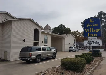 Swiss Village Inn hotel thumbnail 3
