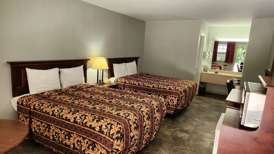 Swiss Village Inn hotel detail image 6