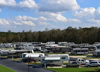 Hidden Hollow RV Park hotel thumbnail 8