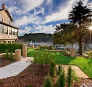 Noyo Harbor Inn Restaurant and Tavern hotel detail image 4