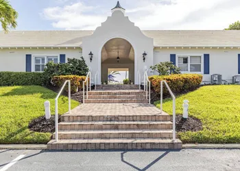 Berkshire on the Ocean hotel thumbnail 3