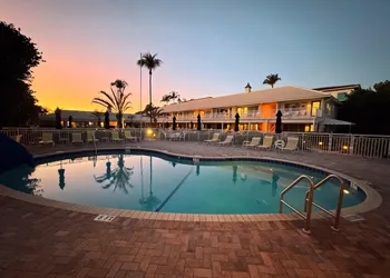 Berkshire on the Ocean hotel thumbnail 4