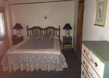 Dalem's Chalet hotel thumbnail 3