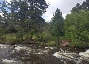 Brynwood on the River hotel thumbnail 6