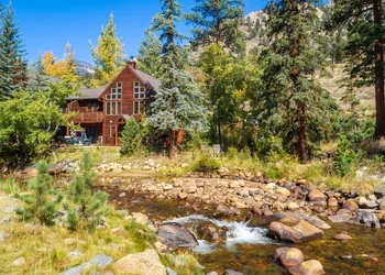 Boulder Brook on Fall River hotel thumbnail 7