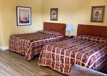 Town & Country Motel hotel thumbnail 6