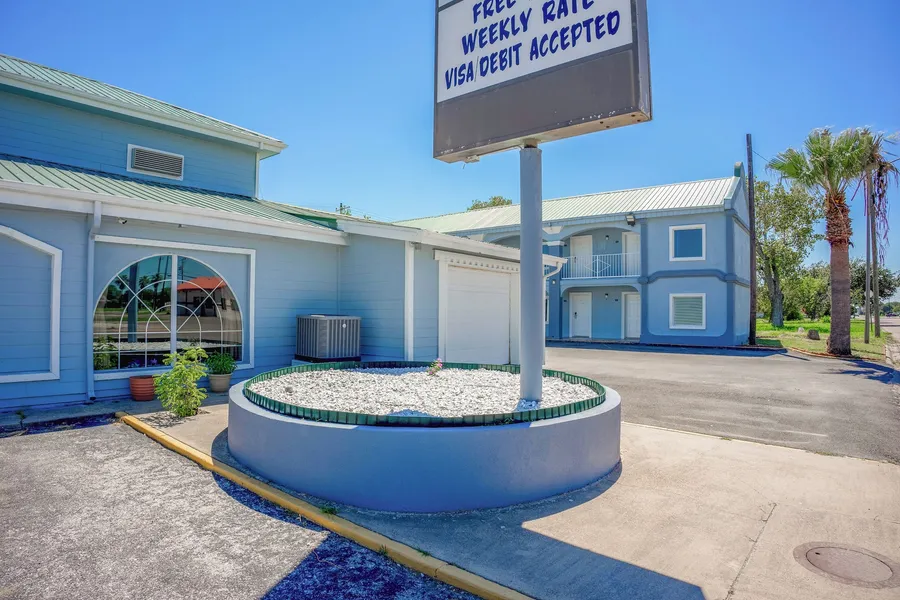 Pelican Inn by Belvilla Aransas Pass, TX hotel detail image 6