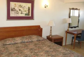 Route 66 Barstow Hotel hotel thumbnail 3