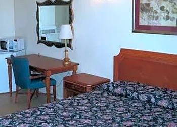 Route 66 Barstow Hotel hotel thumbnail 2