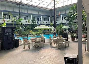 Budget Host Inn hotel thumbnail 2