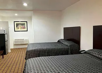 Budget Host Inn hotel thumbnail 4