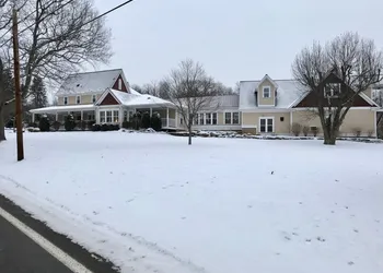 Chapel Valley Estate bed & breakfast hotel thumbnail 5