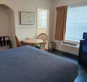 The Cozy Inn hotel detail image 5